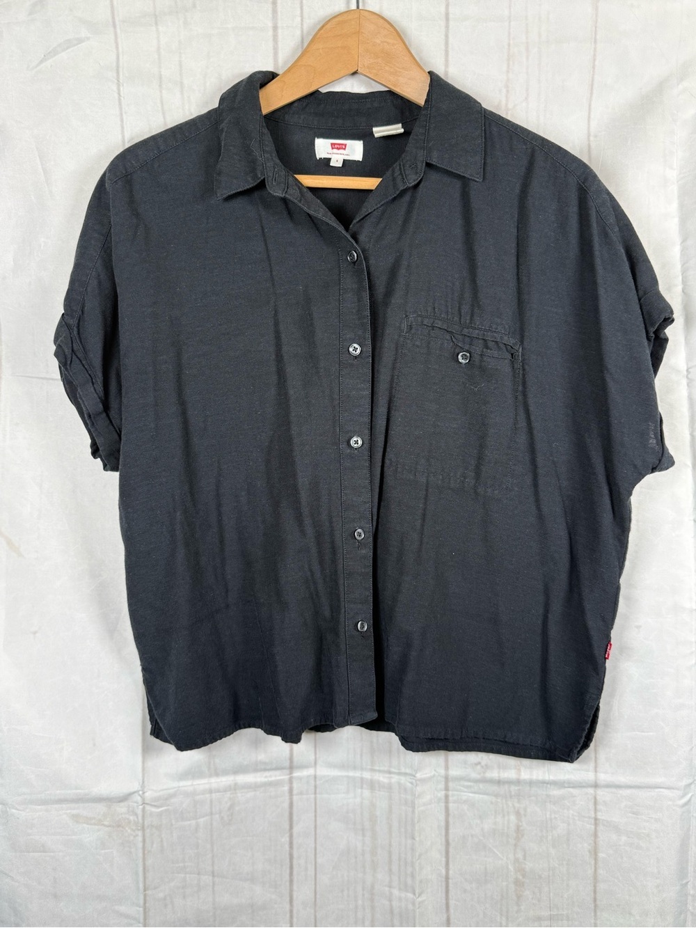 Levis Women Boxy Shirt Size M black